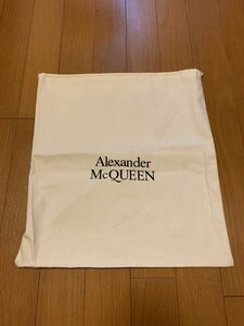  regular ALEXANDER McQUEEN Alexander McQueen accessory shoes bag storage bag white size length 37cm width 34cm