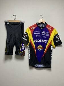 [Castelli] GIANT 上下 サイクリングジャージ セットアップ M 半袖 ハーフパンツ ショーツ カステリ