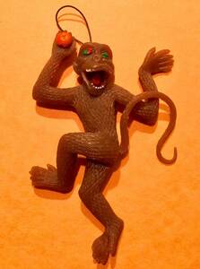 サル ゴム 人形 茶色 駄玩具 昭和 レトロ ホラー ドッキリ ジョーク トイ 猿 祭