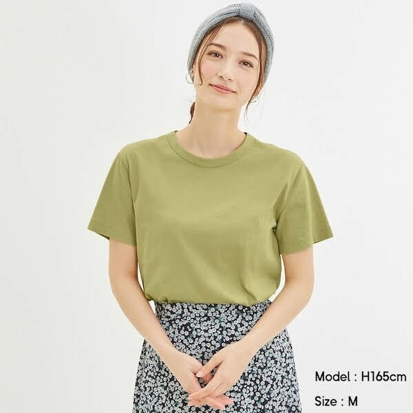 GUカラークルーネックTシャツ　Mサイズ　グリーン　GREEN　綿100％