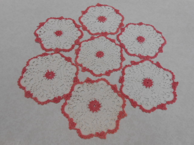 ▽ Free shipping, new, crochet, floral lace, trivet, coaster, flower, interior goods, retro, modern, antique, vintage, Showa, cute, knitting, Finished Product, others