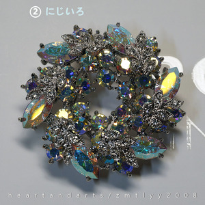 * gorgeous brooch * Swarovski crystal * Kirakira shines * Schic . color tone *4 color equipped * free shipping 