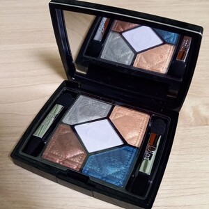 Dior サンククルール アイシャドウ 556
