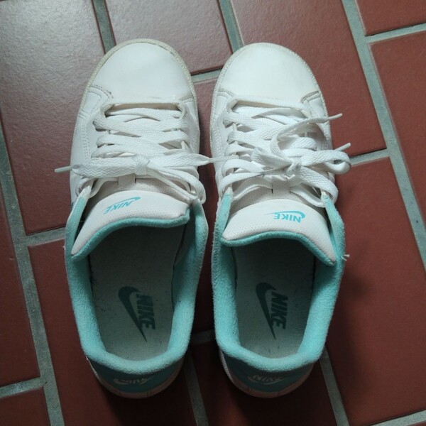 NIKE スニーカー 白