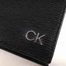 新品1円～★CALVIN KLEIN カルバンクライン メンズ 男性用 牛革レザー 二つ折り財布 ブランドロゴ 箱付き 黒 ブラック 本物 ◆1819◆_画像4