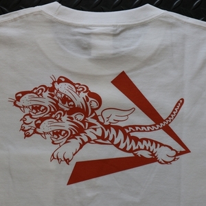 新品 XLサイズ ドライボーンズ FLYING TIGER ポケット Tシャツ 白色 DRY BONES トラ 新品