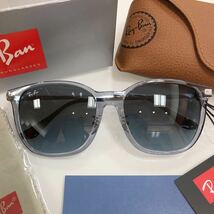 1円〜 今週目玉 安心の2年間 正規保証付き! 定価21,780円 Ray-Ban レイバン RB4333D 6612V1 RayBan RB4333 6612V1 ブルーレンズ サングラス_画像1