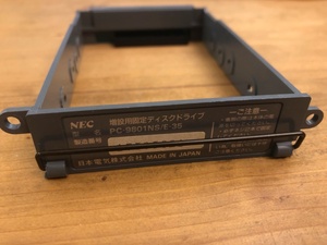 NEC PC98 / PC-9801NS/E-35 / ハードディスクケース / ノートPCやPC-9821 Ce に！