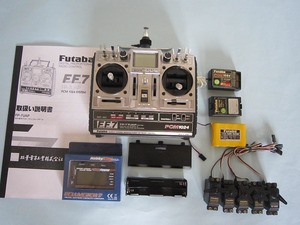 【送料無料】Futaba フタバ プロポ FF7 PCM1024 サーボ 飛行機用セット 動作確認済み