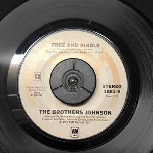 中古シングルレコード The Brothers Johnson Free And Single US盤 1881-S