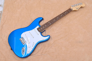 GS23 美品 Fender フェンダージャパン ストラトキャスター エレキギター