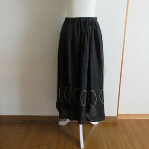 tumugu★ツムグ　ブラック　リネン3サークル刺繍　ロングスカート　TB20208