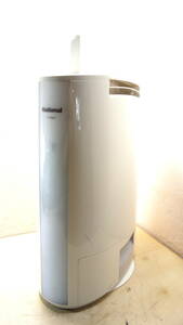 A2202★\１～National/ナショナル　家庭用　除湿乾燥機　model:F-YZB60