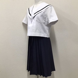 (A)O170 (中古) 愛知県 稲沢中学校 セーラー服 上下セット /指定品/160A/W66/名古屋襟/黒1本/セーラー/スカート/高校/女子学生/学生服