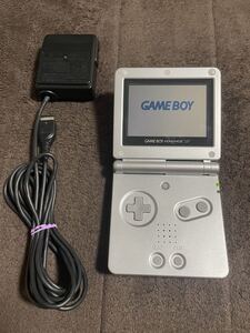 ゲームボーイアドバンスSP シルバー 4