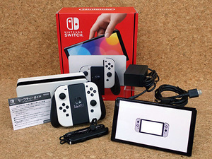 【中古 美品】任天堂 Nintendo Switch 有機ELモデル Joy-Con ホワイト HEG-S-KAAAA 本体 付属品 完品(MEA343-2)
