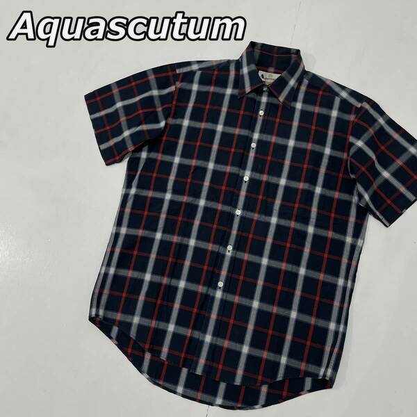 【Aquascutum】アクアスキュータム タータンチェック 半袖シャツ ゆったりめ メンズ 紺 ネイビー 赤 レッド 白 ホワイト