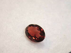 高品質ガーネット1.85ct 綺麗カット石garnet used定番オーバルカットカラーストーン!リユースの宝飾用ルース☆　3　まとめて色々同梱可能