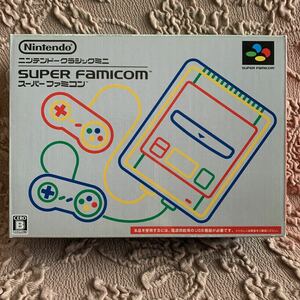 Nintendo ゲーム機本体　ニンテンドークラシックミニ スーパーファミコン