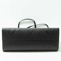 【1円スタート】定価424,600円 LOUIS VUITTON ルイヴィトン M44925 オンザゴー GM モノグラム アンプラント 2WAY レザートートバッグ_画像5