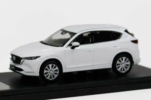 マツダ特注 1/43 マツダ 新型 CX-5 2021 EXCLUSIVE MODE　ボディと同色のフロント＆リアバンパーガーニッシュ