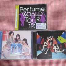 新品未開封初回プレスDVD Perfume WORLD TOUR 1st ステッカ－封入!+おまけCD [不自然なガール ナチュラルに恋して][ワンルーム・ディスコ]_画像1