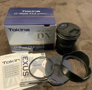 Tokina超広角レンズ (CANON APS-C) 11〜20mm f2.8 保護フィルタ、レンズフードー付き