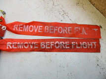 沖縄米空軍放出品　希少実物US　REMOVE BEFORE FLIGHT　航空機点検整備確認帯＆ステンレス製版プレート_画像6