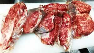 激安 薩摩黒毛和牛 雌 ラム 3.15キロ 赤身肉の王様 小分け真空パック BBQ 業務用 モモ肉