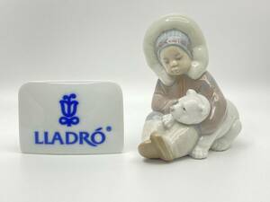 *＊ LLADRO リャドロ ＊* ESKIMO PLAYING Figurine No. 1195 エスキモープレーイング フィギュリン *L48