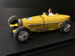 未使用　PINK KAR. Bugatti Type 59 Grand prix amarillo CV030スロットカー
