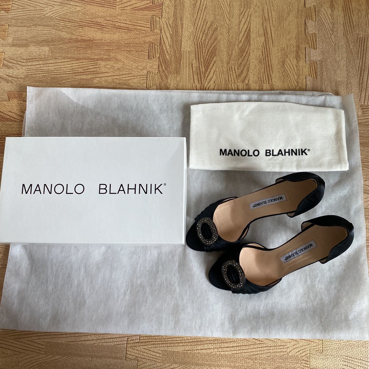 ヤフオク! -manolo blahnik 37の中古品・新品・未使用品一覧