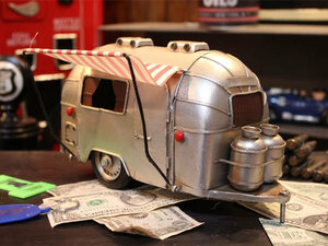 1 jpy new goods ultra rare!! camping trailer air Stream tin plate objet d'art Vintage car american interior 