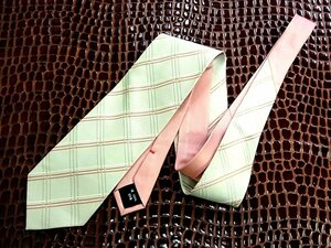 ! сейчас неделя. распродажа 980 иен ~!0627! хорошая вещь [DKNY] Donna Karan [.. переключатель рисунок ] галстук!