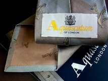 ♪4856D♪状態並品【ストライプ 鳥 かも 鴨 柄】アクアスキュータム【Aquascutum】ネクタイ_画像2