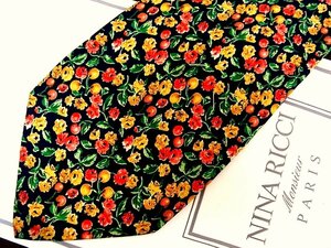 ♪3948D♪状態並品【花 植物 チェリー 果実 柄】ニナリッチ【NINA RICCI】ネクタイ