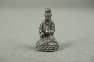 時代 仏教美術 古銅 観音像 豆仏 念持仏 懐中仏 チベット仏　２