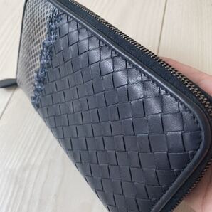 美品!送料込み!BOTTEGA VENETA ボッテガヴェネタ イントレチャート ラウンドファスナー 長財布 本革 レザー ウォレット