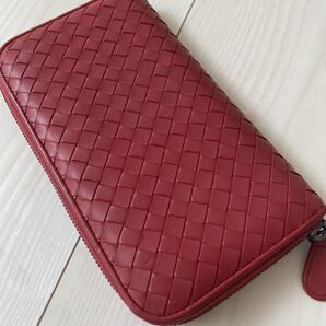 美品!送料込み!BOTTEGA VENETA ボッテガヴェネタ イントレチャート ラウンドファスナー 長財布 本革 レザー 男女兼用 高級