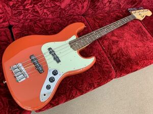 新品　Fender　Made in Japan Traditional 60s Jazz Bass, Rosewood Fingerboard, Fiesta Red　送料無料（沖縄、離島除く） 奈良店展示品