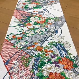 ★着物ハギレ 乱菊草花金彩 オフホワイト★ 7アンティーク 正絹 リメイク