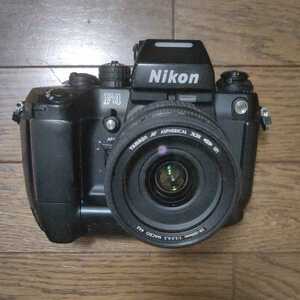 ニコン F4 + 28-300mm 1:3.5-6.3