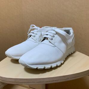PRADAスニーカー