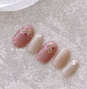 ラベンダーピンクに押し花 ネイルチップ