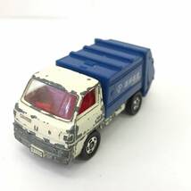 ミニカー トミカ tomica no.10 三菱キャンター 清掃車 清掃事業 ゴミ収集車 mitsubishi canter s=1/72 _画像1