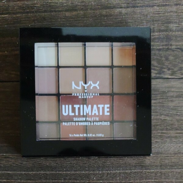 【販売終了品】NYXニュックス　UT SHADOW PALETTE 　USP03　16色 アイパレット