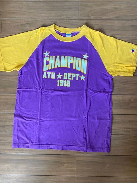 Champion 半袖Tシャツ　Lサイズ