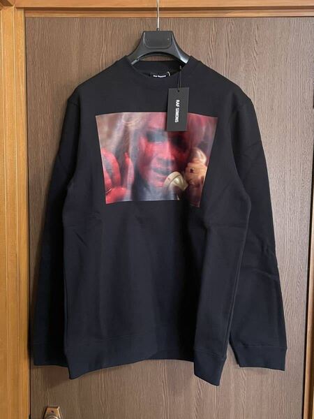 黒S新品56%off RAF SIMONS フォトプリント スウェット シャツ 19AW size S 黒 ラフシモンズ メンズ 長袖 トレーナー ブラック
