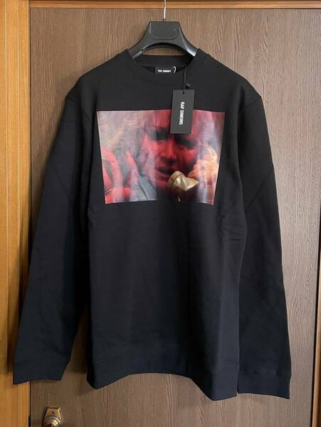 黒L新品60%off RAF SIMONS フォトプリント スウェット シャツ 19AW size L 黒 ラフシモンズ メンズ 長袖 トレーナー ブラック