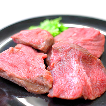 1円【1数】牛タン先 1kg たん先 ホルモン 業務用 牛肉 肉 牛タン 挽肉 煮込み タンシチュー カレー ギフト 贈答 冷凍 訳あり 1円スタート_画像2